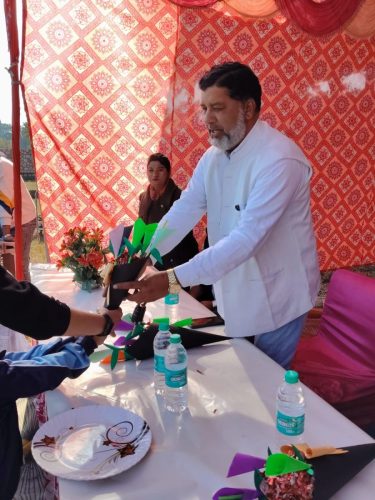 fb57f8d3-3916-406c-973d-7462ea4ba14b